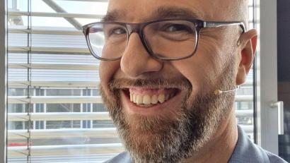 Bild: Michael Sandner
Michael Sandner aus Amberg bei der Aufzeichnung der Sat.1-Quizsendung Jeopardy.