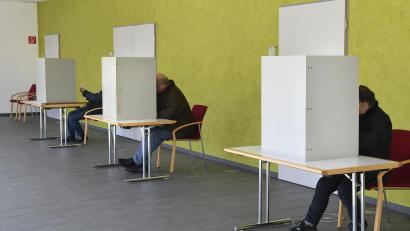 Archivbild: Petra Hartl
Am 8. Oktober dieses Jahres werden die Bürger auch im Landkreis Schwandorf zu den Urnen gerufen. Es geht dabei um die Stimmabgabe für die Wahlen zum bayerischen Landtag und zum oberpfälzischen Bezirkstag.