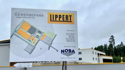 Bild: Gabi Schönberger
Die Lippert-Baustelle am neuen Standort in Eschenbach. Derzeit präsentiert sich das Unternehmen selbst als Baustelle.