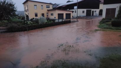 Bild: Hans Pfab
In Ranzenthal ist es am Donnerstagabend zu Überschwemmungen gekommen.
