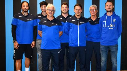 Bild: exb
Ein Teil der neuen Trainer am NLZ Weiden (von links): Florian Eiser, Oliver Eckl, Martin Rothut, Andreas Lottner, Dominik Reichel, Wolfgang Ringer und NLZ-Leiter Christian Most.