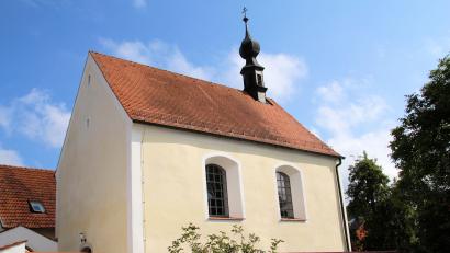 Bild: bjo
Die neu renovierte Filialkirche in Winbuch hat Patrozinium, das auch Anlass für die Feier einer weltlichen Kirwa ist.