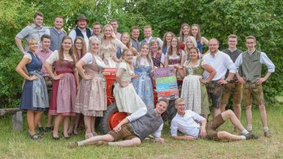 Bild: FG Stulln/exb
Die Stullner Kirwapaare freuen sich schon auf die Tage der Kirchweih.