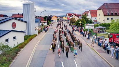 Archivbild: Reitmeier, Markt Schwarzenfeld/exb
Mit Musik geht's hinein ins Kirwawochenende.