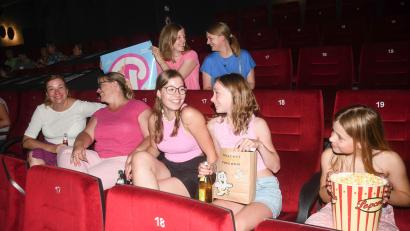Bild: Gabi Schönberger
Wer Barbie im Neue-Welt-Kino ansieht, kommt in Pink.