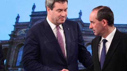 Bild: Peter Kneffel/dpa
Markus Söder und Hubert Aiwanger