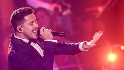 Archivbild: Britta Pedersen/dpa
Sänger Nico Santos ist am Freitag der Headliner beim „Bayern 3 Pop-up“-Festival in Marktredwitz.