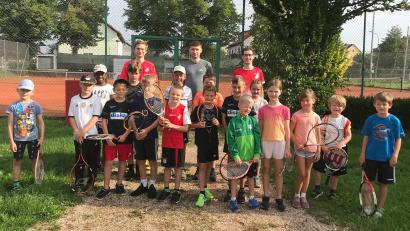 Bild: TC Tirschenreuth/exb
Der TC Tirschenreuth lud im Ferienprogramm zu einer Schnuppertennis-Olympiade ein.