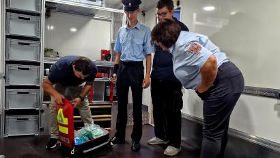 Bild: R. Kreuzer
Dank des neuen Gerätewagens kann die Feuerwehr Weiden das Logistikkonzept für Nachschub und Versorgung bei Einsätzen komplett auf Rollwagen und Transportpaletten umstellen.