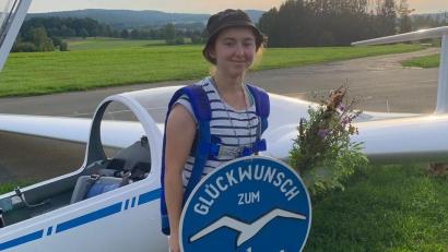 Bild: gdö
Paula Faltenbacher aus Erbendorf hat ihre ersten Alleinflüge absolviert.
