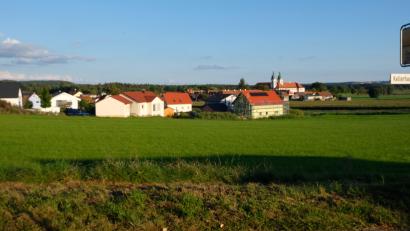 Bild: do
Für die Häuslebauer ein Sehnsuchtsort: das neue Baugebiet Krummacker, Bauabschnitt III vor den Toren des Klosterdorfes.