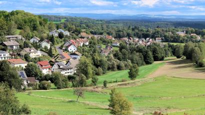 Bild: bsc
Der Erholungsort Friedenfels will Naturerlebnisdorf werden. Der Gemeinderat stimmte für die Zertifizierung.