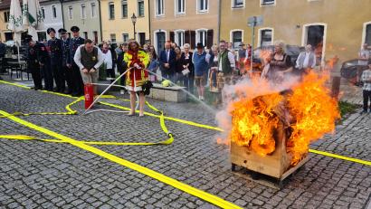 Bild: sne
Das junge Paar muss sich in der Brandbekämpfung bewähren - keine leichte Aufgabe.
