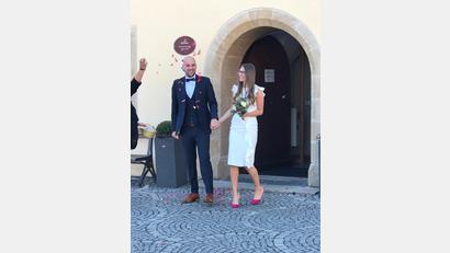 Bild: sne
Krischa Fleischer und Johanna Römisch gehen künftig gemeinsam durchs Leben.