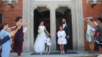 Bild: soj
Katharina und André Hollmann gaben sich in der Pfarrkirche Sankt Josef das Jawort.