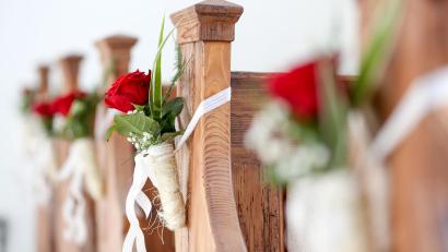 Bild: Jan Woitas/dpa
Viele Paare in der Region müssen dieses Jahr auf den schönsten Tag im Leben verzichten: Etliche Amberger sagten ihre Hochzeit, die im Frühjahr beziehungsweise im Sommer geplant war, ab.