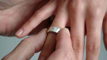Symbolbild: Petra Hartl
Die Hochzeiten im Landkreis Schwandorf werden wegen des Coronavirus oftmals verschoben.