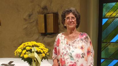 Bild: mas
Rosemarie Wolfelner, seit 35 Jahren Sakristanin, Mesnerin und Lektorin in der Krankenhauskapelle auf dem Felixberg, feiert am Samstag 85. Geburtstag