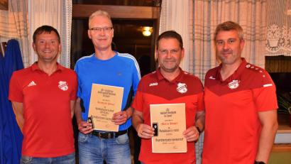 Bild: wku
Bei den Ehrungen des TSV Königstein (von links): Martin Lederer, Reinhard Pirner, Marco Ringer und Christian Koch.
