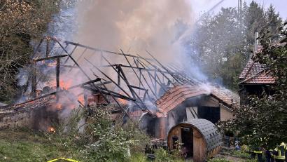 Bild: Kreisbrandinspektion Cham
In Rimbach im Landkreis Cham hat eine Scheune gebrannt.