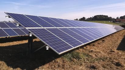 Bild: Portner
Ein weiteres Solarfeld bei Hof wurde mit dem Bürgerentscheid am 31. Juli 2022 abgelehnt. Vor dem Schwandorfer Amtsgericht war die Auseinandersetzung um das Projekt Hintergrund eines Zivilverfahrens.