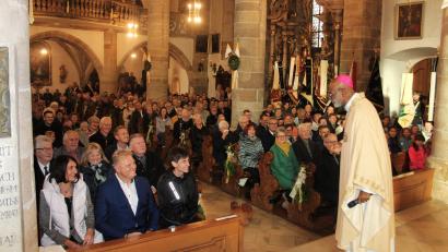 Bild: stg
In der sehr gut gefüllten Kirche sorgte Erzbischof Charles Palmer-Buckle für viele entspannte Momente.