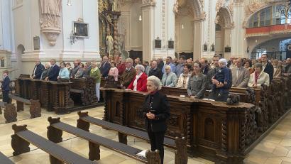 Bild: Markus Scharnagl/exb
26 Jubelpaare besuchten einen Dankgottesdienst in der Basilika Waldsassen.