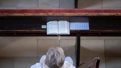 Symbolbild: Silas Stein
Die Dekanatsbezirke Cham, Sulzbach-Rosenberg und Weiden bilden ab Juli 2024 ein neues Dekanat.
