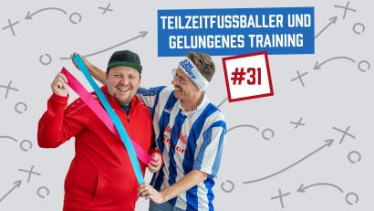 Grafik: Gube, Marina
Endlich wieder vereint: Faktenschecki (links) und Tracer sprechen in der neuen Folge über die Teilzeitkicker von Upo und plaudern darüber, wie es wäre, wenn Pep Guardiola ein Kreisklassenteam in der Oberpfalz trainieren würde.