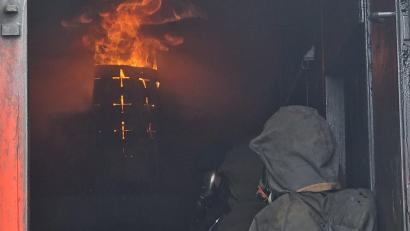 Bild:  Kreisbrandinspektion LKr. Schwandorf /exb
64 Atemschutzgeräteträger aus dem gesamten Landkreis trainieren in Schwarzenfeld.