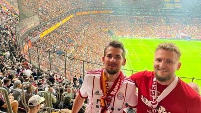Bild: Nico Roth
Die Bayernfans Dominik Dietrich (links) und Florian Gradl.