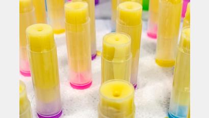 Bild: Sandra Scherbl/exb
Selbst hergestellte Lippenpflegestifte von Sandra Scherbl.