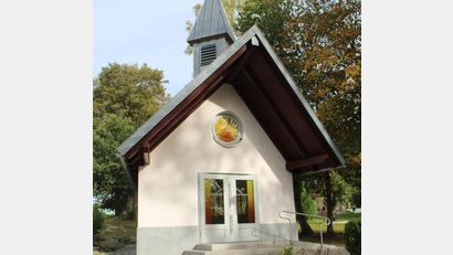 Bild: soj
Die "Auferstehungskapelle" in Schwarzenreuth.