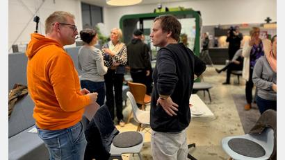 Bild: Coworking Space Kemnath/Völkl/exb
Rund 15 Teilnehmer debattierten im Coworking Space Kemnath.