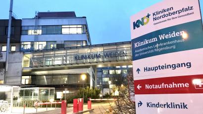 Archivbild: Gabi Schönberger
Die Kliniken Nordoberpfalz AG steckt wieder in finanziellen Schwierigkeiten. Allein Weiden verankert bereits jetzt 17,4 Millionen Euro dafür in die kommenden Haushalte.