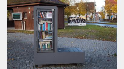 Bild: wel
Der Bücherschrank bei der Stadthalle ist ein Beispiel von vielen, das zeigt, welche Maßnahmen im Bürgerhaushalt mit einem Gesamtbudget von 100 000 Euro zu machen sind.