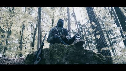 Bild: Martin Helm/exb
In "Ranger 6" ist das Leben an der Erdoberfläche gefährlich. Der Protagonist traut sich trotzdem aus seinem Unterschlupf, um die "neue Welt" zu kartographieren.