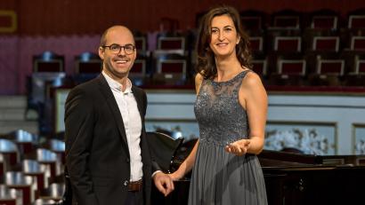 Bild: Petra Kellner/exb
Mezzosopranistin Nicole Glamsch und ihr Klavier-Partner Philipp Heiß