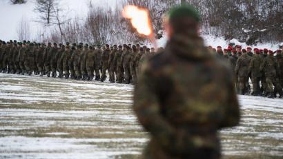 Archivbild: Alexander Pausch
2017 waren Soldaten aus Oberviechtach schon einmal in Litauen. Damals wurden sie mit einem Appell für sechs Monate verabschiedet. Möglicherweise geht es nun um einen dauerhaften Abschied.