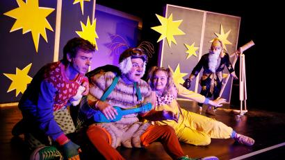 Bild: Burghofbühne Dinslaken/exb
Die Kinderproduktion „Peterchens Mondfahrt“ wird im Amberger Stadttheater gezeigt.