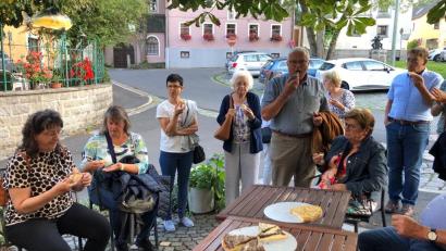 Bild: Unternehmerfrauen im Handwerk/exb
Unternehmerfrauen aus dem Handwerk machten eine Genussführung durch Tirschenreuth.