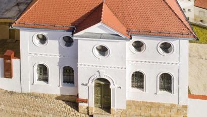 Archivbild: Thilo Hierstetter
Im 18. Jahrhundert galt die jüdische Gemeinde in Sulzbach als eine der größten und blühendsten in Bayern. Die nach dem Stadtbrand 1822 neu gebaute, deutlich größere Synagoge war ein Ausdruck des Selbstbewusstseins und der Größe der jüdischen Gemeinschaft in der Stadt. Heute lebt nur noch die Erinnerung daran.