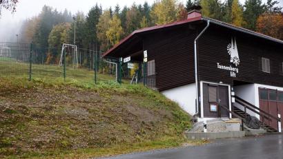 Bild: bkr
Aus für den Tannenberglift: Viele Gründe sprachen in der Gemeinderatssitzung am Donnerstag gegen einen Weiterbetrieb der Wintersportanlage.