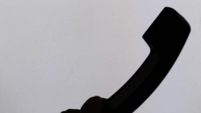 Symbolbild: Armin Weigel/dpa 
Falsche Microsoft-Mitarbeiter melden sich telefonisch bei einer Schwandorferin.