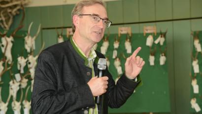 Bild: bey
Alexander Flierl aus Schwandorf wird neuer umweltpolitischer Sprecher der CSU-Fraktion im Landtag