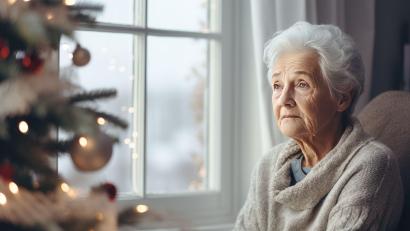 Symbolbild: Jennifer – stock.adobe.com
Gerade ältere Menschen sind im Advent und an den Festtagen oft alleine. Das muss nicht sein. In Weiden und Tirschenreuth gibt es einige Angebote.