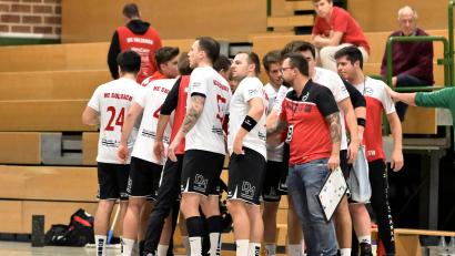 Archivbild: Hubert Ziegler
Die Handballer des HC Sulzbach schwören sich auf ihr nächstes Spiel ein.