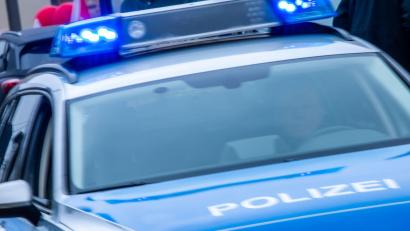 Symbolbild: Jens Büttner/dpa/Symbolbild
In Marktredwitz wurde ein Auto zerkratzt.