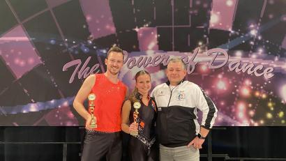Bild: Schmid/privat
Dominik Stubenvoll, Antonia Schmid und ihr Trainer in Bochum.