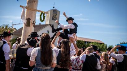 Bild: Mike Radowsky
Am Samstag dreht sich in Theuern alles um die Kirwa. Im Landkreis Amberg-Sulzbach kommen zu den Festen regelmäßig Tausende von Besuchern, wie hier in Poppenricht.